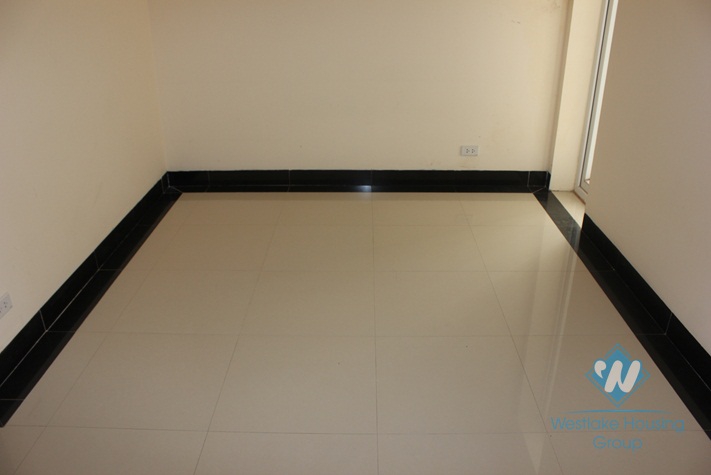 6-floor house for rent in Au Co Street
